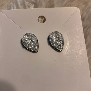 Francesca’s large stud sparkly earrings NWOT